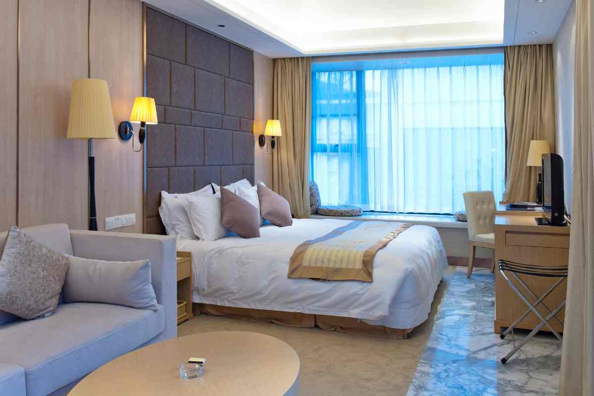 non sfiorare questo oggetto hotel
