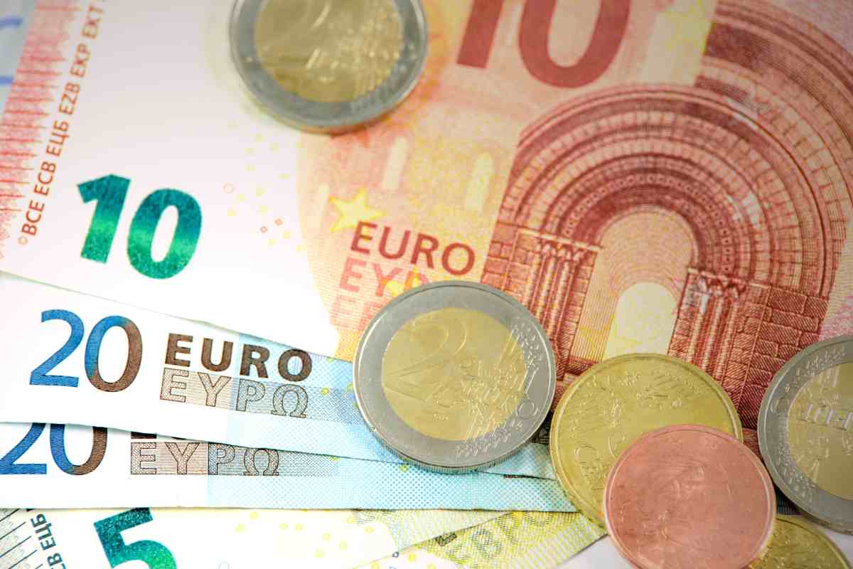 1000 euro per famiglie
