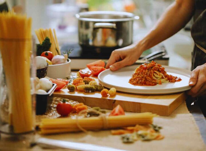 ricetta degli spaghetti con crema di piselli e cozze