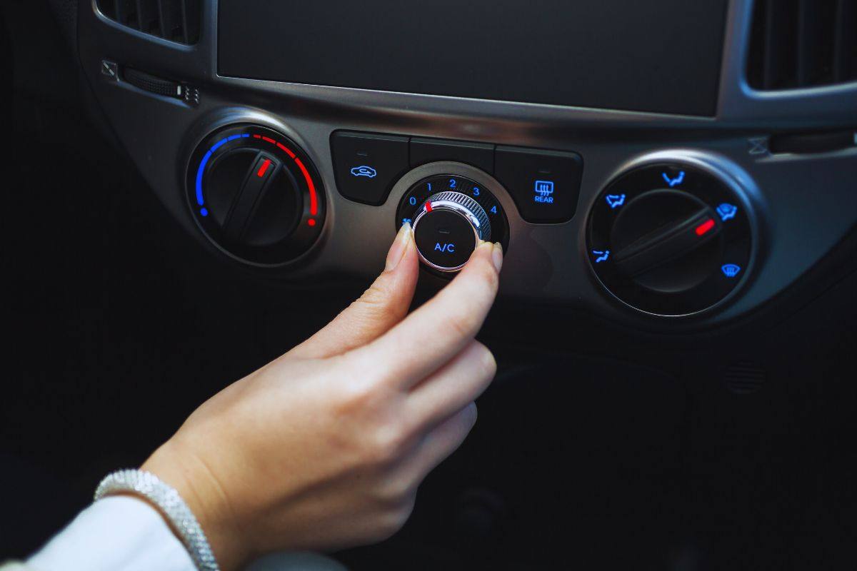 corretto funzionamento del climatizzatore in auto