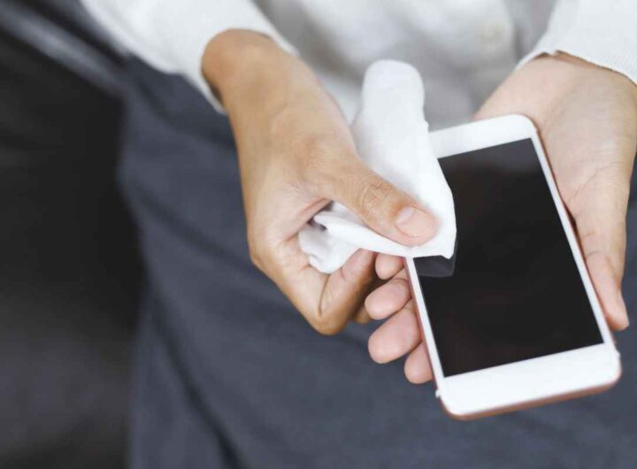 3 oggetti comuni che hanno tantissimi batteri se non puliti