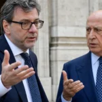 Prelievo sulle banche: Giorgetti rassicura 'Non morirà nessuno', ma Abi protesta